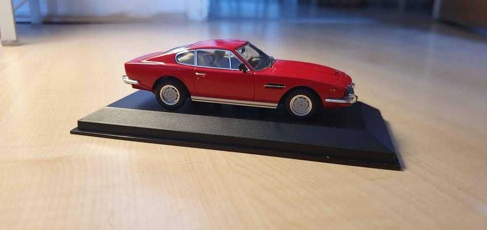 Macheta auto 1/43 Minichamps 1987 Aston Martin V8 Coupe