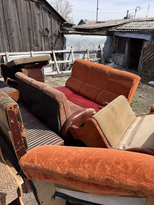 Отдам даром мебель