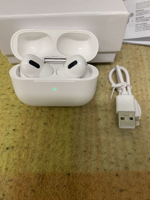 Слушалки airpods