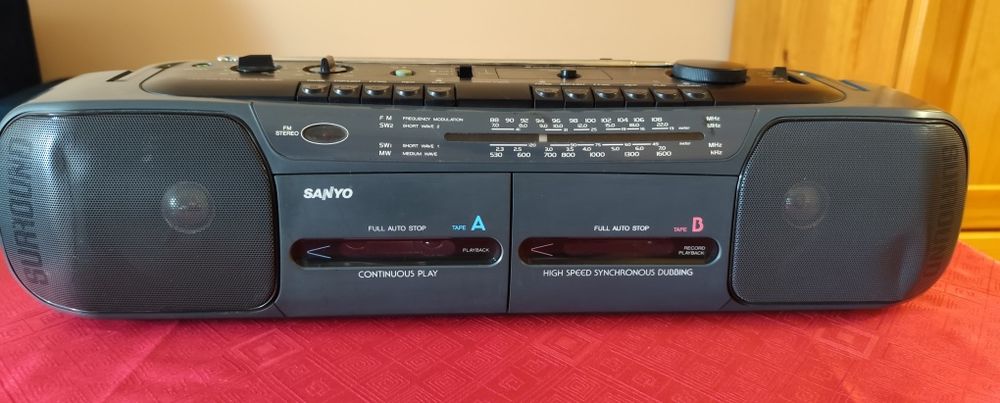 Радиокасетофон SANYO