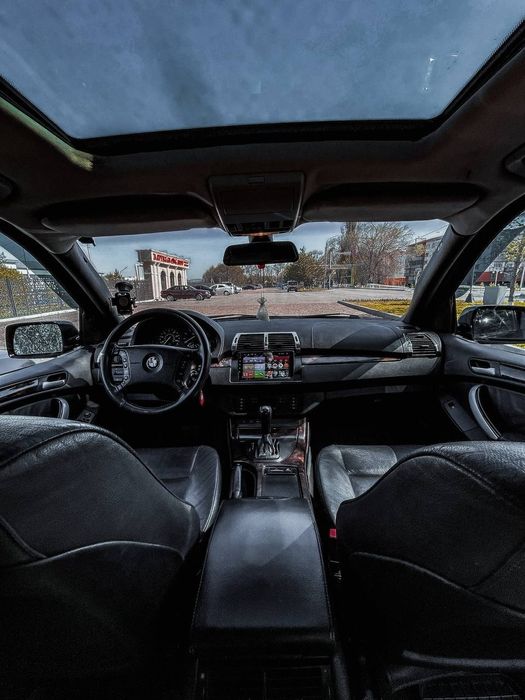 BMW X5  Об- 3.0л