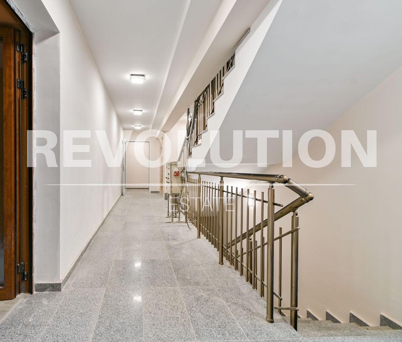 Продава се Тристаен апартамент в София, Триъгълника - 113 кв.м за 1106 €/кв.м - Снимка #14