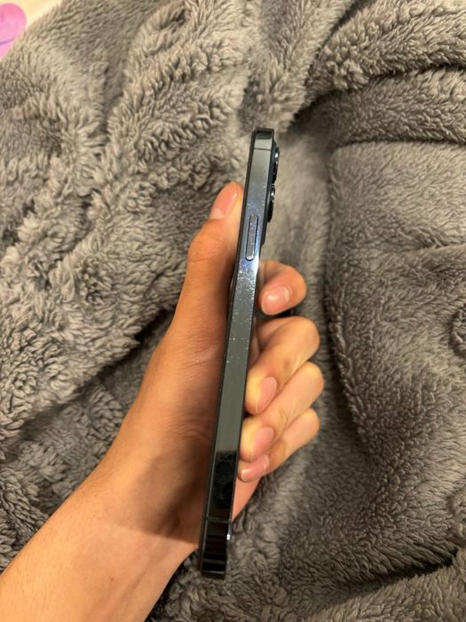 Продаю iPhone 12 pro max, 128