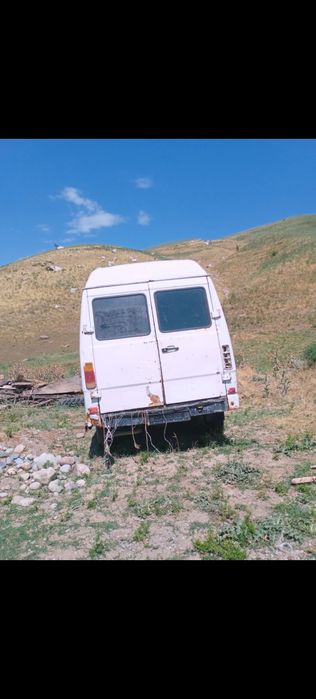 Продам машину Мерседес