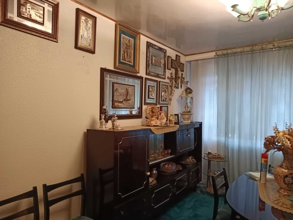Vând apartament 3 camere Vaslui zona Călugăreni