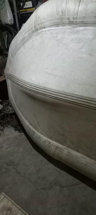 Продам лодку ПВХ.