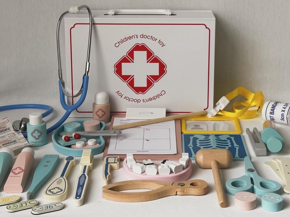 Детский деревянный набор доктора