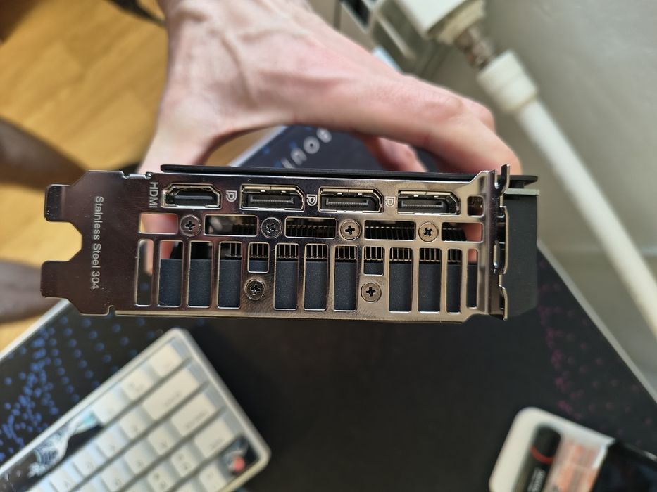 Placa video  RTX  4060 V2 OC Edition, 8GB