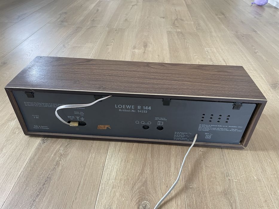Radio Loewe Opta R144 Sensotronic