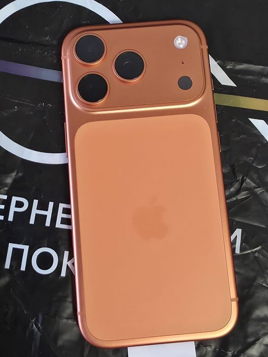 НЕАКТИВИРАН 256GB iPhone 17 Pro Гаранция Vivacom 2028г. ORANGE | Оранж