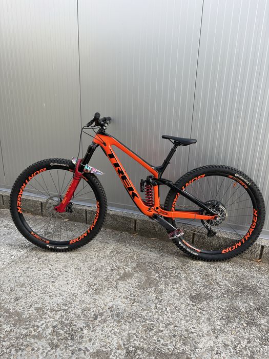 Колело Trek Slash 9.8  29” carbon/ендуро/Dh/ мекица