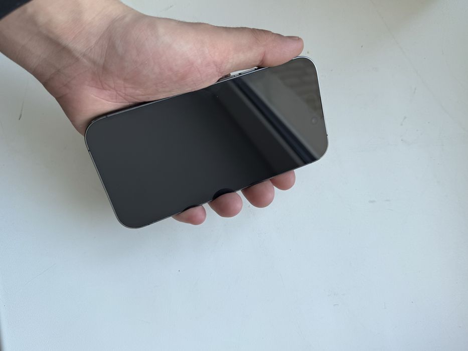 продам айфон 14 про на 256