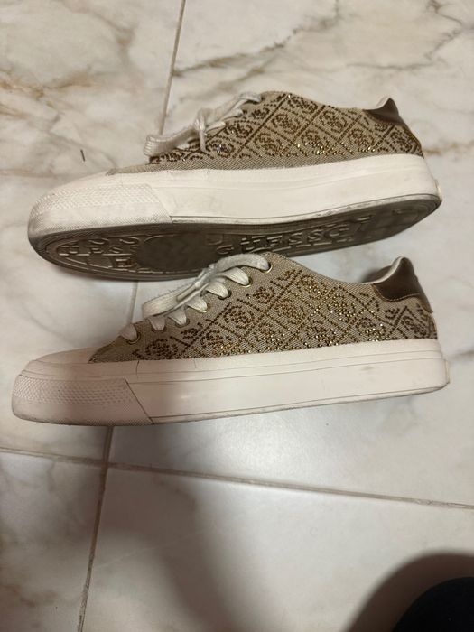 Дамски маратонки Guess