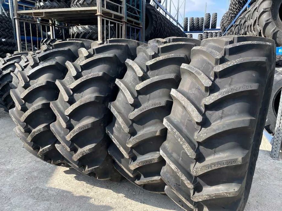 600/70R30 cauciucuri noi radiale pentru tractor fata JOHN DEERE