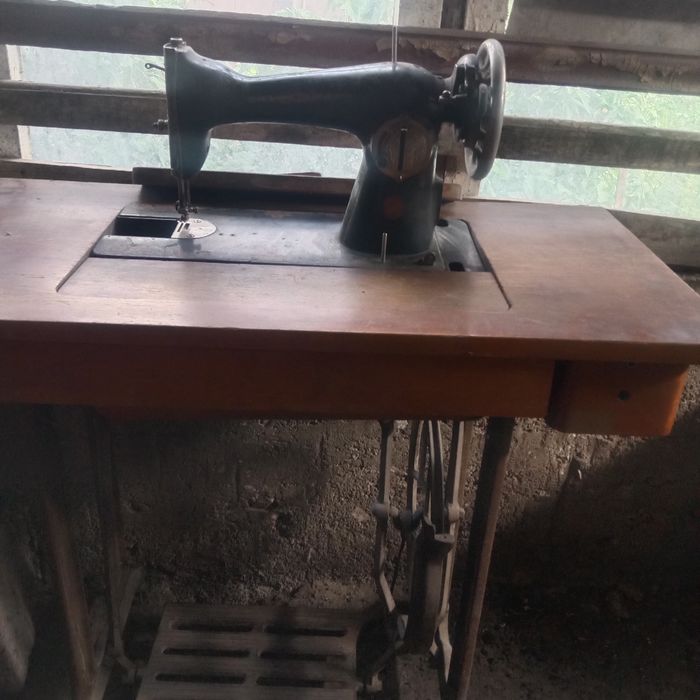 Продажа ножной швейной машины