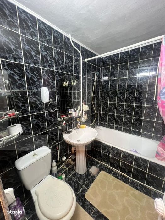 Apartament spatios 49 mp, 2 dormitoare, balcon – Zona Doja