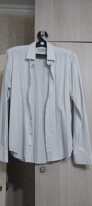 Продам мужские рубашки