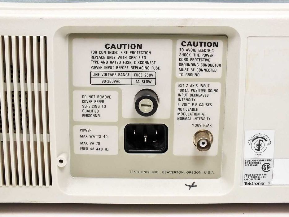 Osciloscop analogic Tektronix 2215 – 60 MHz, 2 canale, vintage profesional