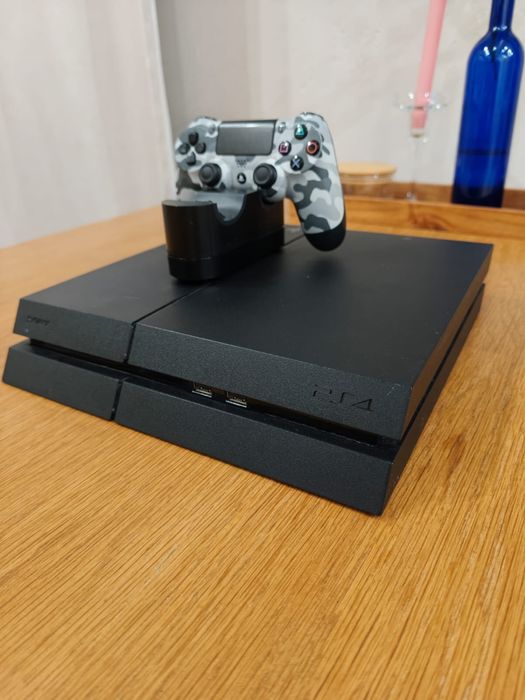 Playstaion 4 , 1 tb