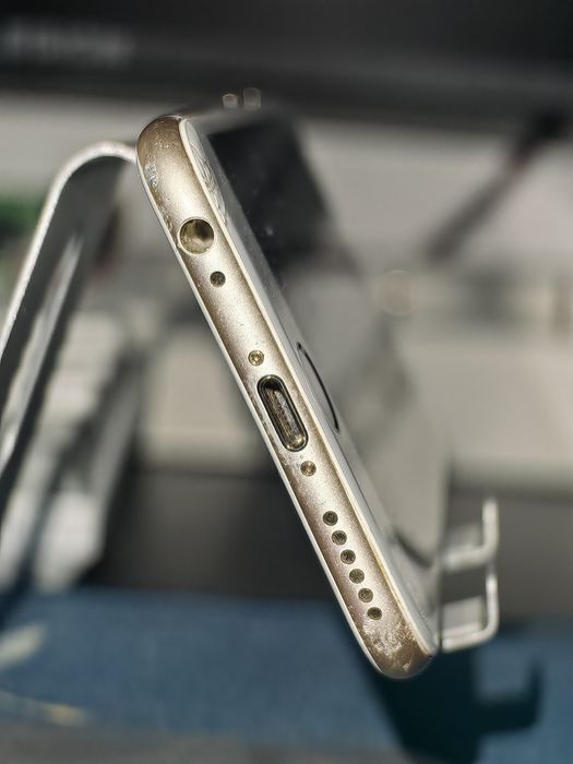 IPhone 6 – 16GB – Gold – Baterie 93%