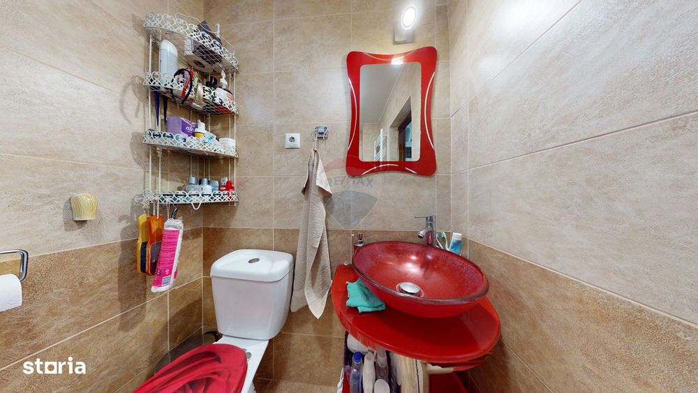 Casă de vânzare în Hărman – 1004 mp teren – Deschidere la 2 străzi