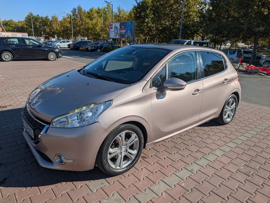 PEUGEOT 208 2013 — imagine 4