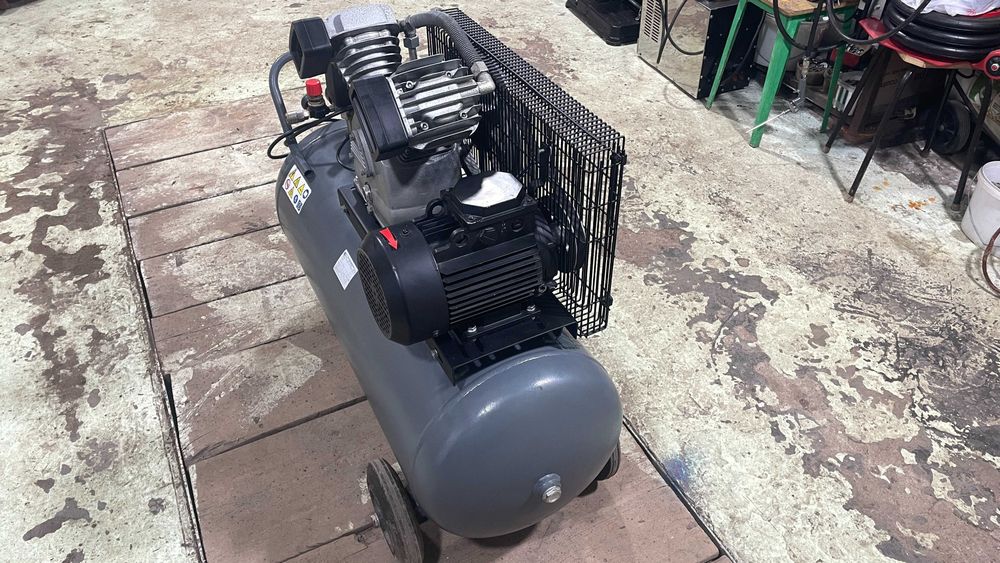 компрессор Remeza СБ 4/С-100 LB 30