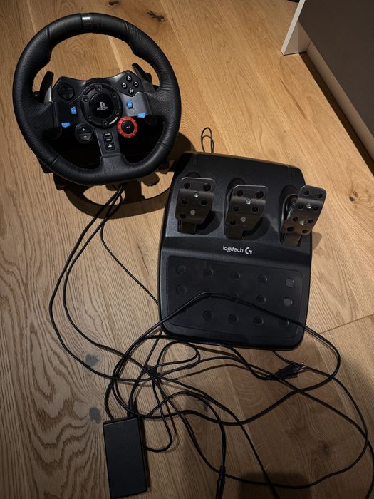 Волан с педали-Logitech G29
