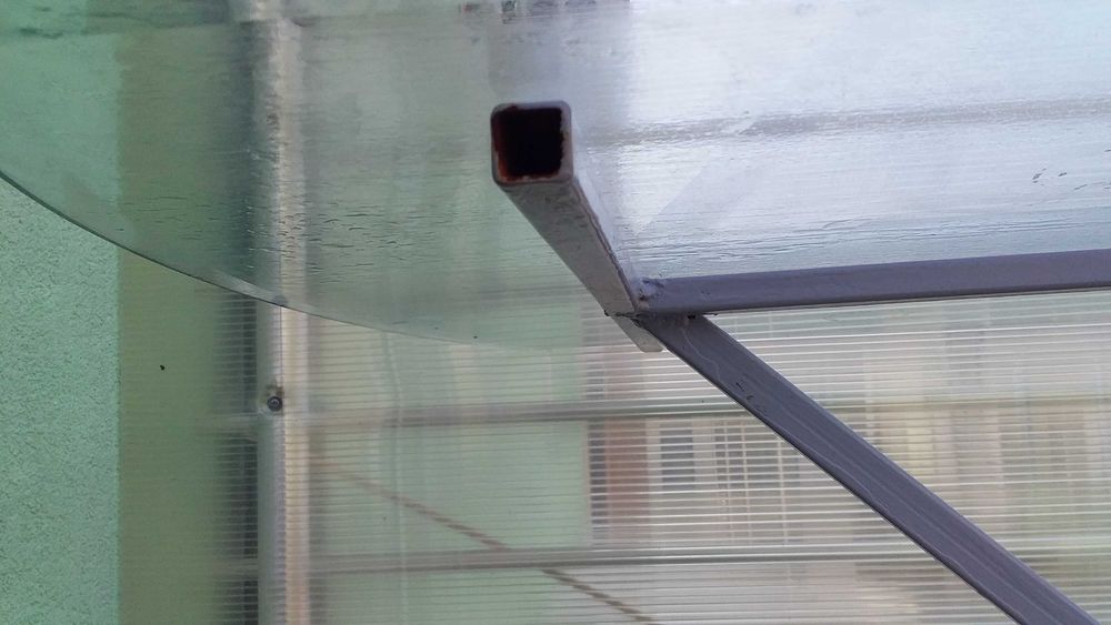 Масичка за терасичка. Стъклена маса. 120х70х77см