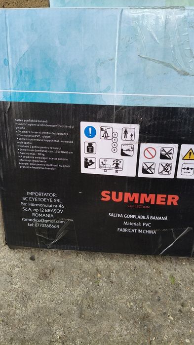 Saltele gonflabile mari in forma de pizza și banană