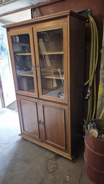 Шкаф витрина винтидж