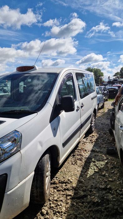 Dezmembrez Peugeot Expert 2014
