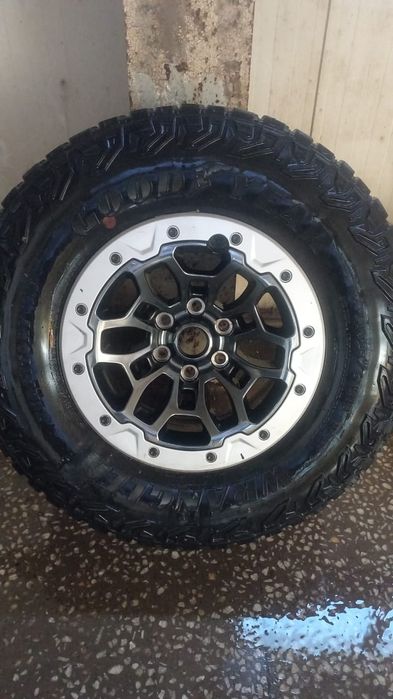 Колесо на RAM . LT325/65 R18