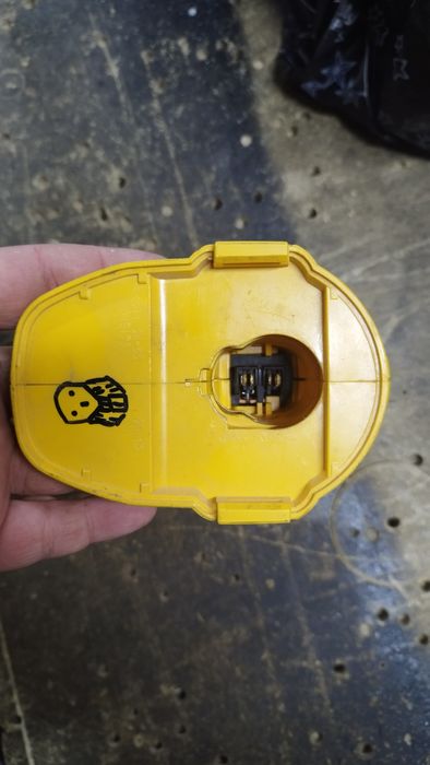 Шуруповёрт DeWalt