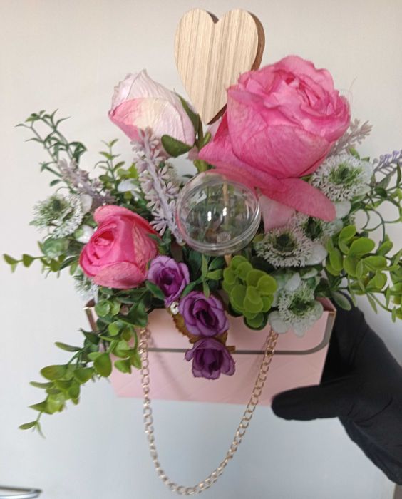 Кутия с вечни цветя