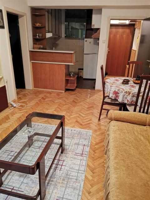 Двустаен имот в кв.Младост 4