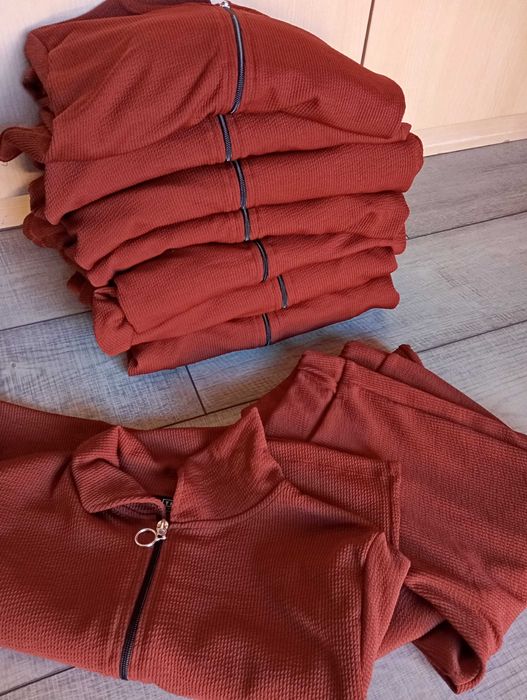 Нови дамски екипи на едро