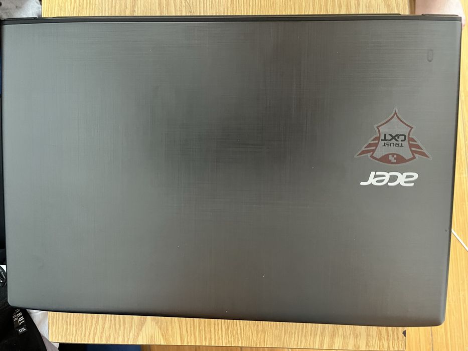 Acer, все работает, core i3-6060U