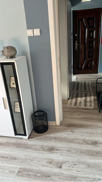 Inchiriez apartament