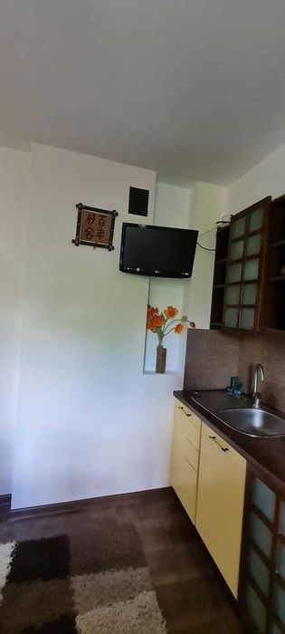 Дава се под наем Етаж от къща в София, Павлово - 72 кв.м за 300 € - Снимка #2