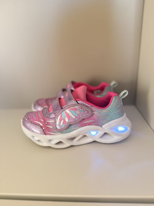Skechers Butterfly Limited edition светещи маратонки