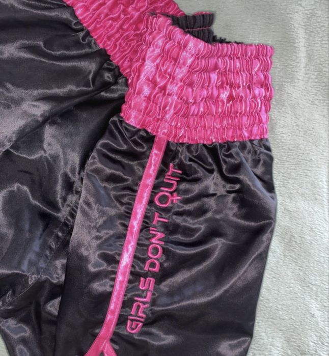 Pantaloni Knockout