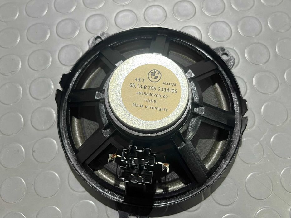 Oригиналните говорители за BMW E46 Седан