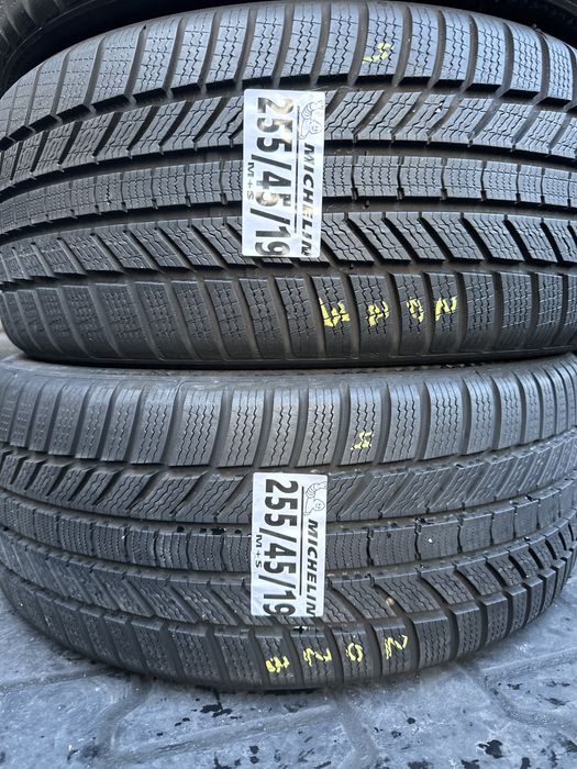 255/45/19 Michelin