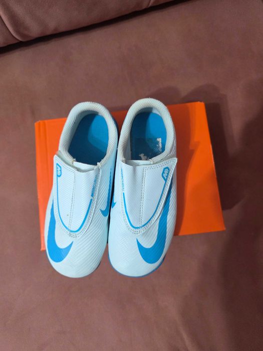 Ghete fotbal NIKE JR Vapor 16 Club MG PS V