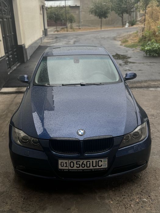 BMW e90 325 xi . продам машину в хорошем состоянии