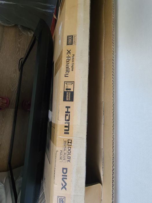 Телевизор SONY bravia