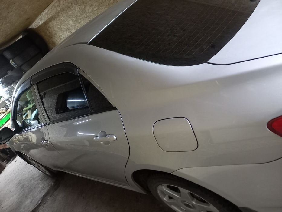 Продам таету каролу 2007г