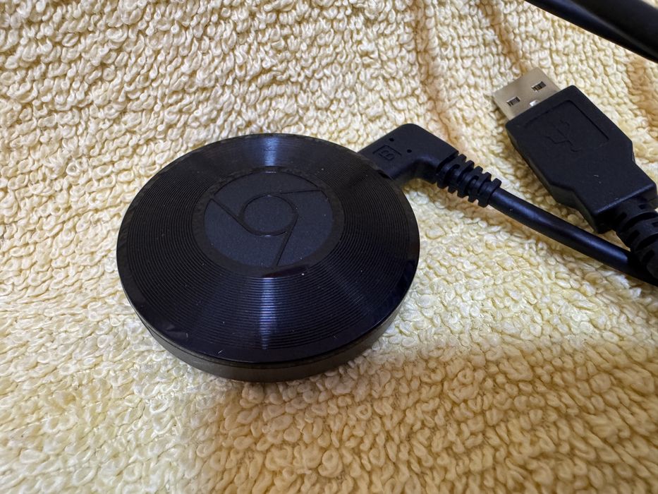 Google Chromecast Audio Media Streamer - RUX-J42