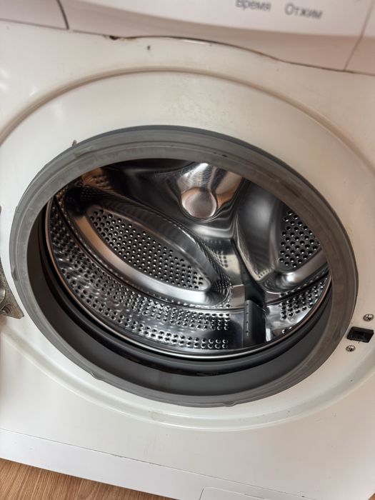 Продам стиральную машинку